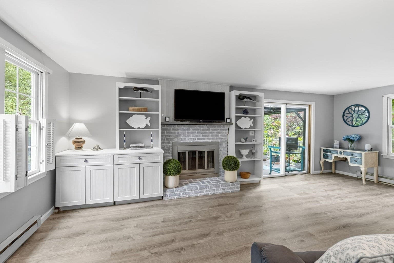 Single Family Residence at 25 Muskegat Rd, Falmouth MA 02536, photo 7 of 42