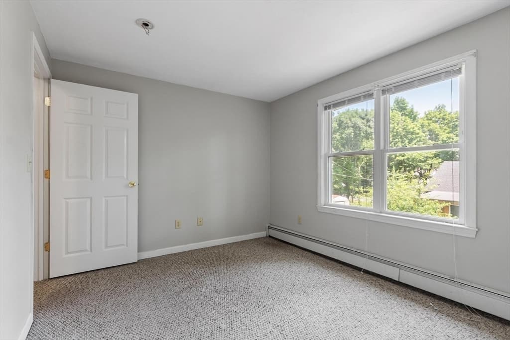 Single Family Residence at 10 Birch Ave, Holden MA 01520, Holden, photo 28 of 42