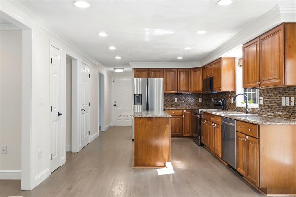 98 Park Ave, Wilmington MA 01887 photo 6