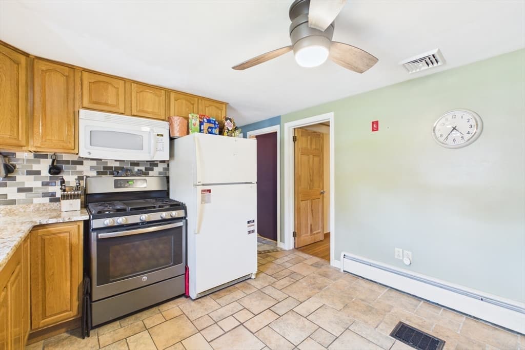 Single Family Residence at 12 Adams Dr, Brimfield MA 01010, Brimfield, photo 10 of 25