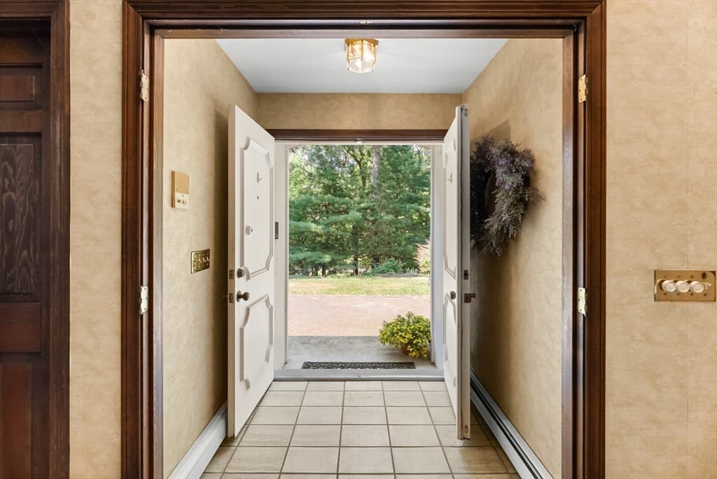 191 Fairway Drive, Seekonk MA 02771 photo 8