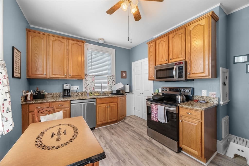15 Grosvenor Park, Lynn MA 01902 photo 21