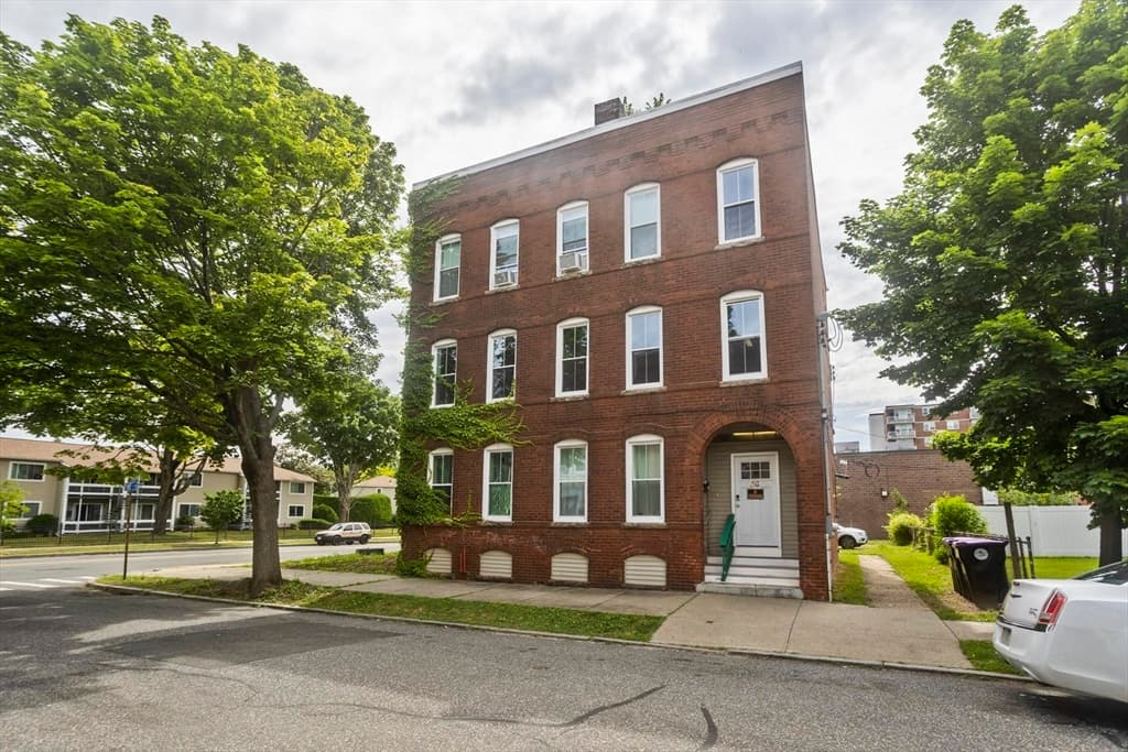 56 Pine St., Holyoke MA 01040 photo 27