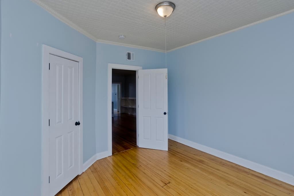 56 Pine St., Holyoke MA 01040 photo 25
