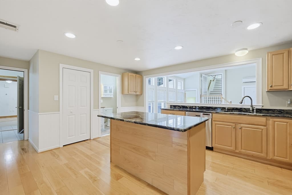 9 Northville Ave, East Bridgewater MA 02333 photo 13