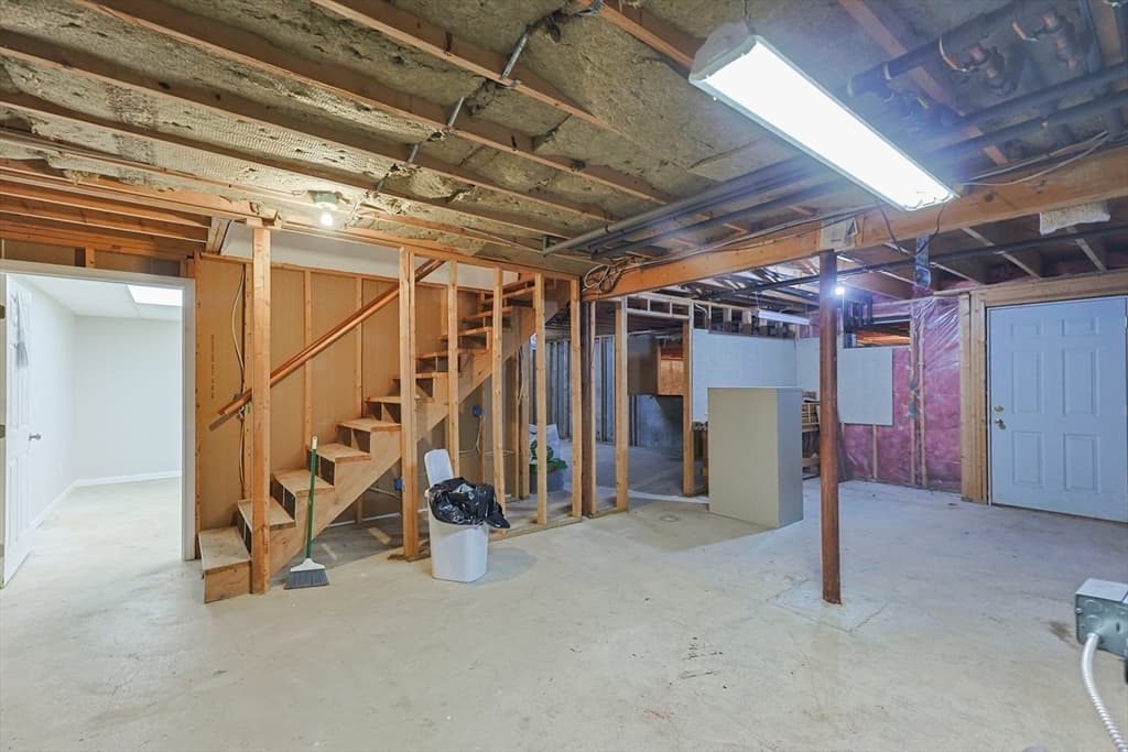 9 Northville Ave, East Bridgewater MA 02333 photo 37