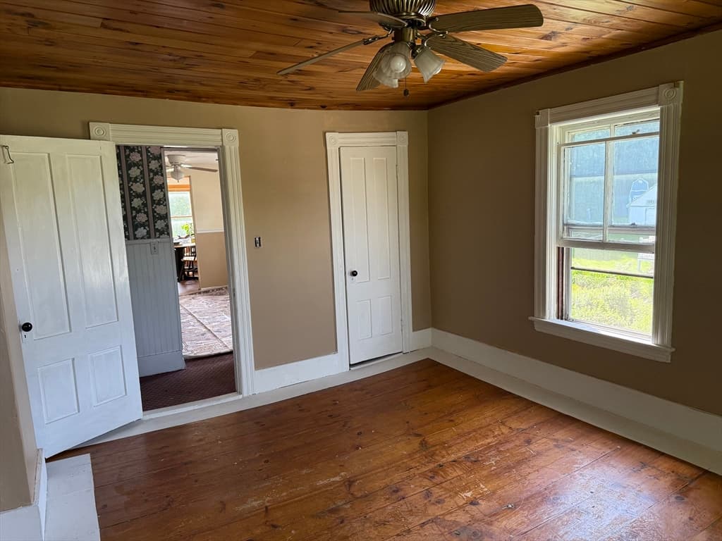 19 Greenville St, Spencer MA 01562 photo 32