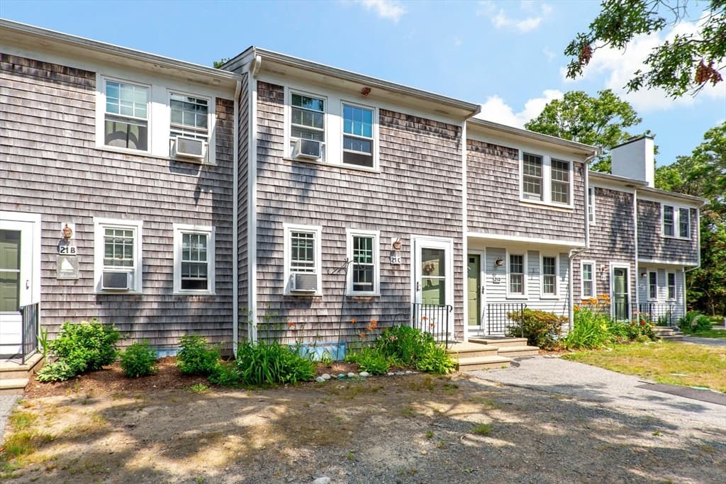 300 Falmouth Road # 21C, Mashpee MA 02649