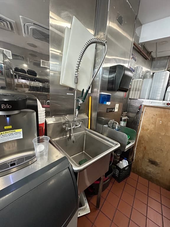 914 Morton St, Boston MA 02126 photo 4