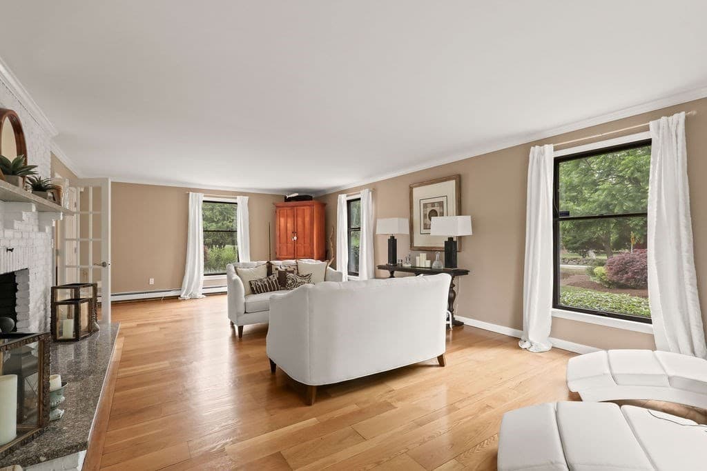Single Family Residence at 128 Converse Rd, Marion MA 02738, Marion, photo 5 of 42