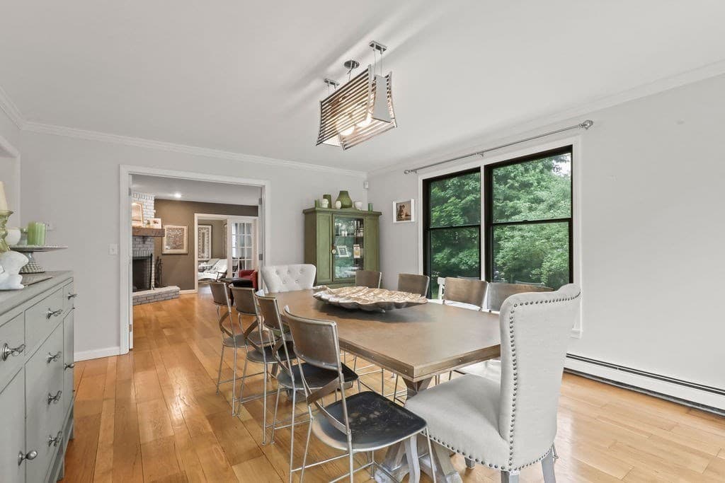 Single Family Residence at 128 Converse Rd, Marion MA 02738, Marion, photo 9 of 42