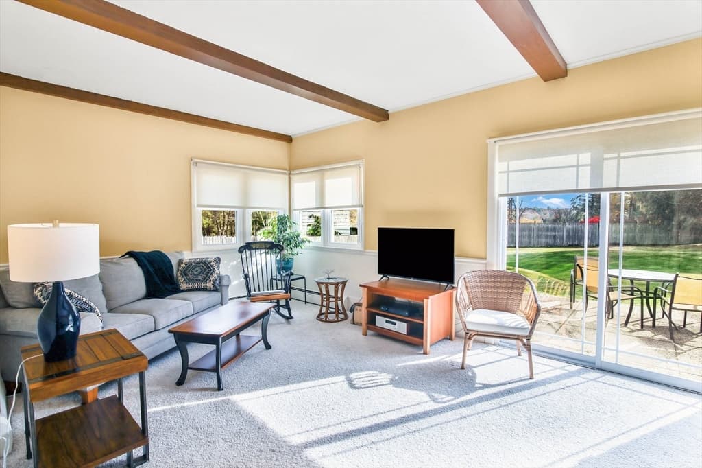 Single Family Residence at 76 Glenwood Dr, Westfield MA 01085, photo 13 of 42