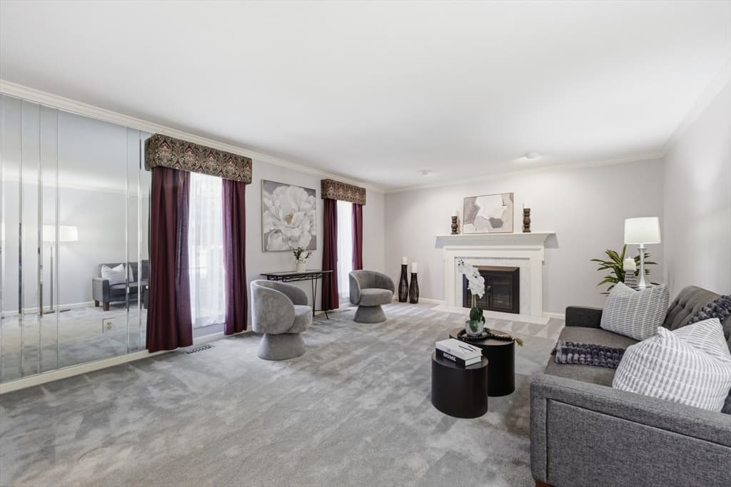 1051 Converse St, Longmeadow MA 01106 photo 6