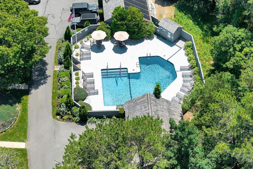 40 Hidden Cove Road Unit 2 # 2, Oak Bluffs MA 02557 photo 5