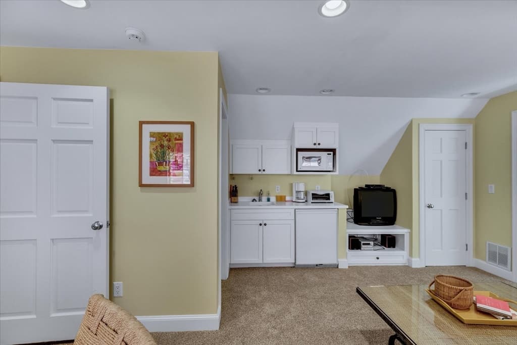100 The Paddock Cir, Mashpee MA 02649 photo 34