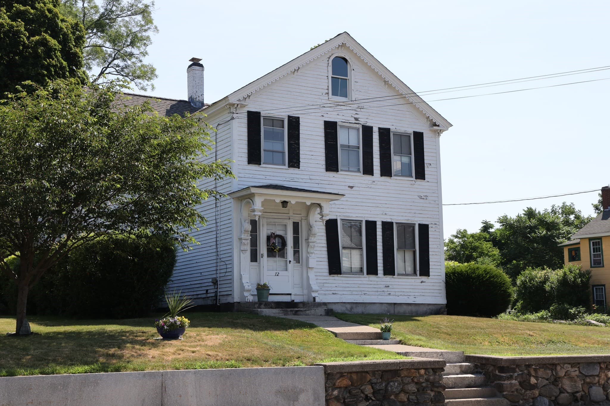 72 N Main St, Millbury MA 01527