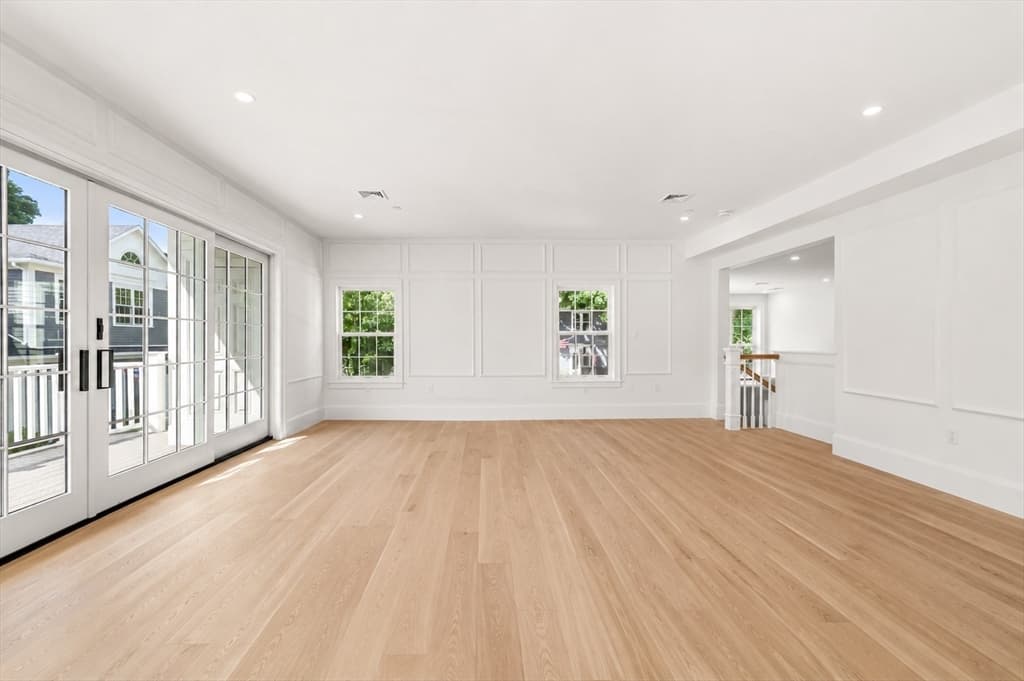 Condominium at 64 Pleasant Street # A, Marblehead MA 01945, Marblehead, photo 8 of 30