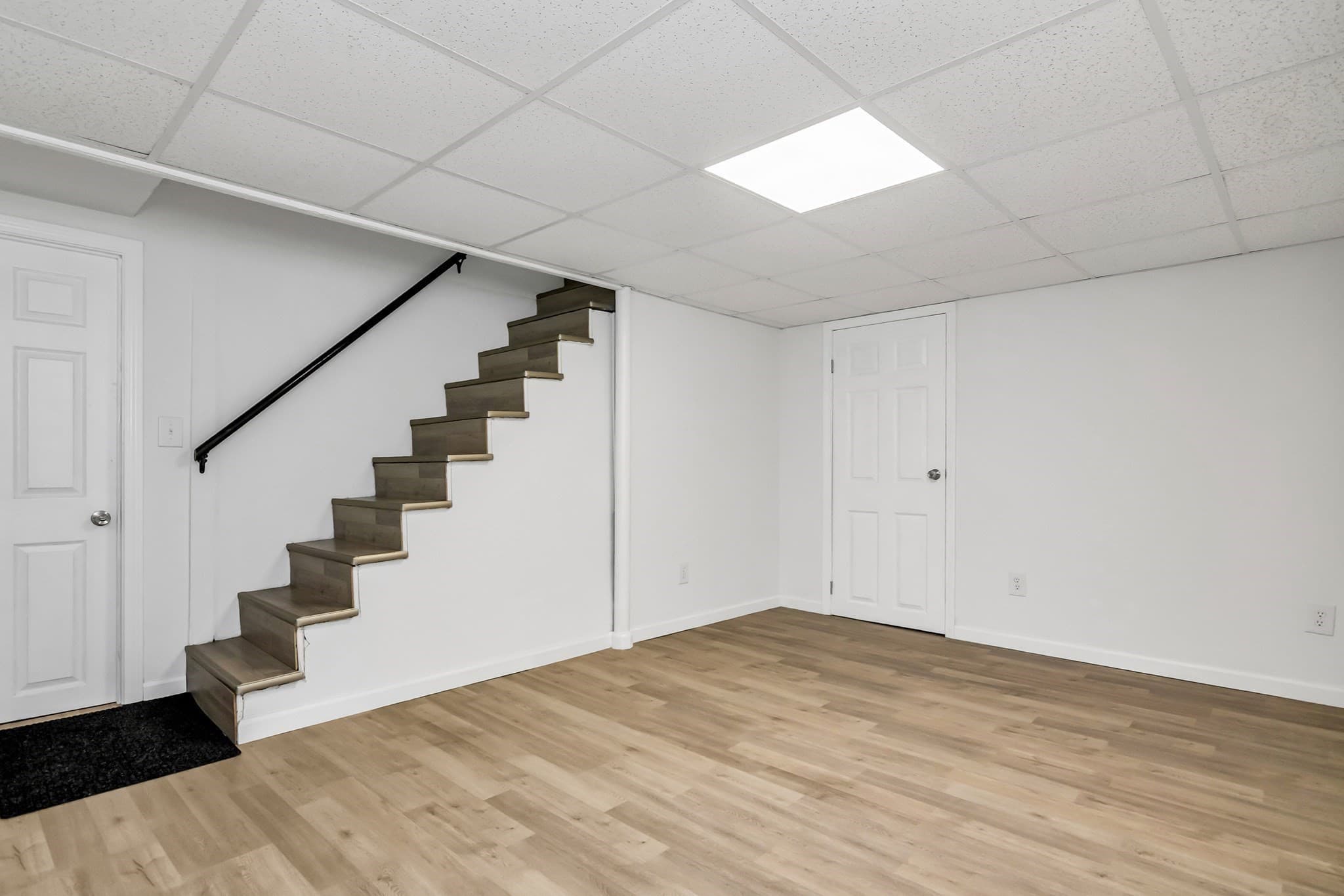 Single Family Residence at 4 Capitol Street, Methuen MA 01844, Methuen, photo 37 of 42