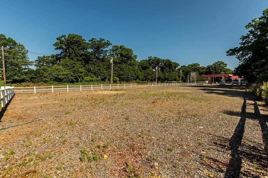 Commercial at 1063 Newman Ave, Seekonk MA 02771, photo 5 of 8
