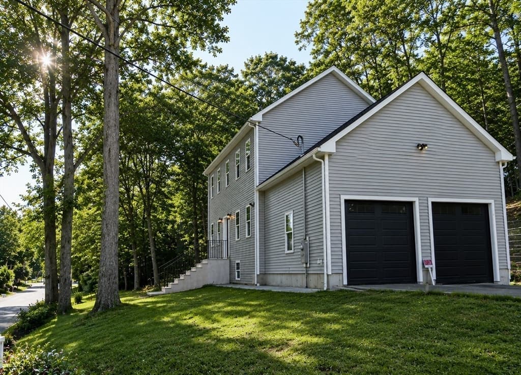 Single Family Residence at 329 Mason Road Ext, Dudley MA 01571, Dudley, photo 3 of 27