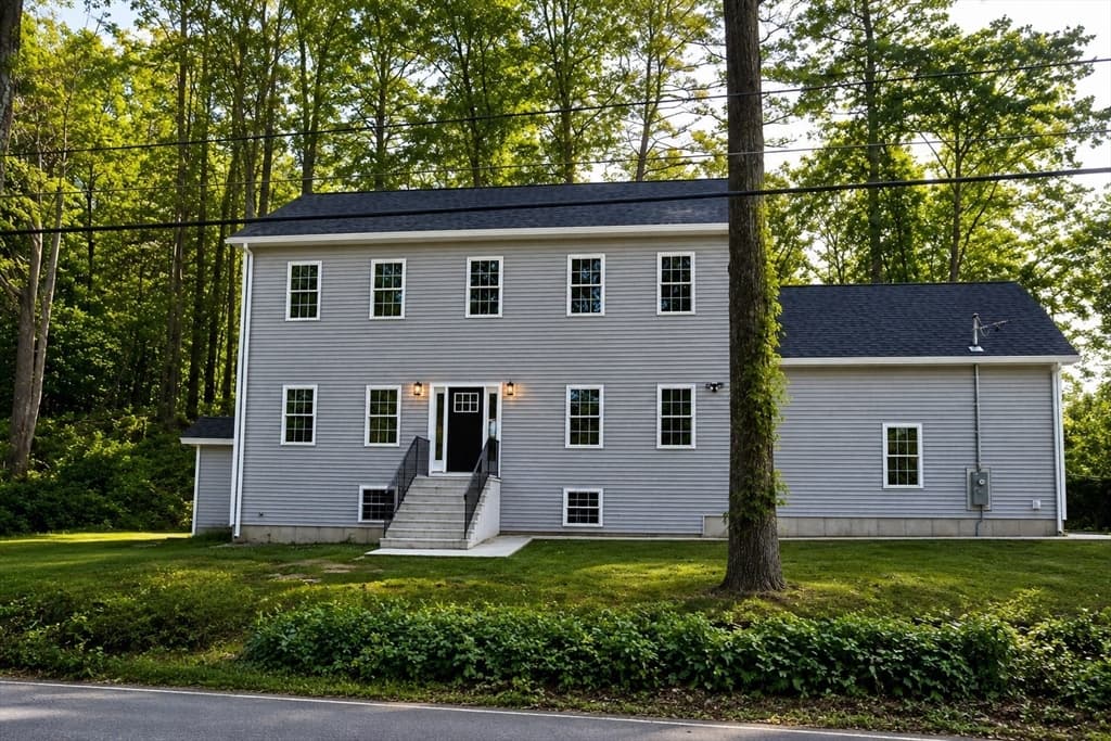 329 Mason Road Ext, Dudley MA 01571