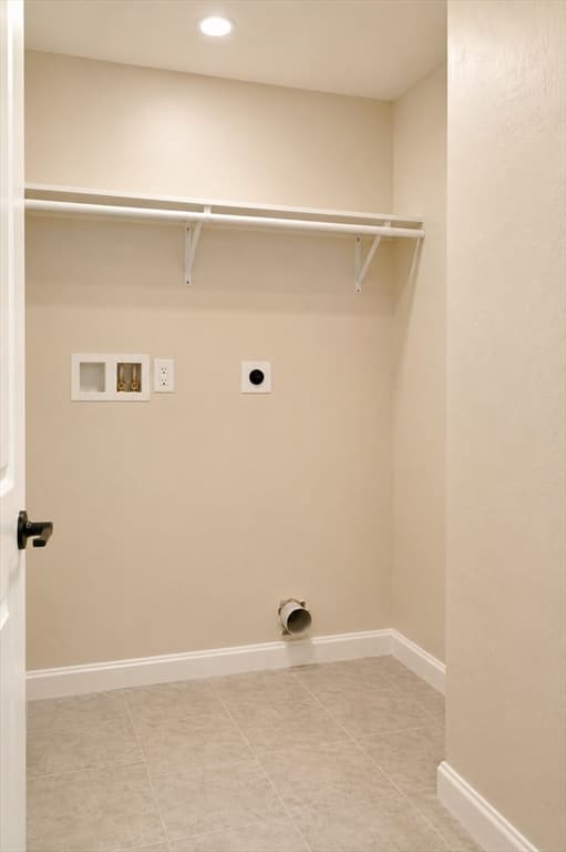 Single Family Residence at 329 Mason Road Ext, Dudley MA 01571, Dudley, photo 5 of 27