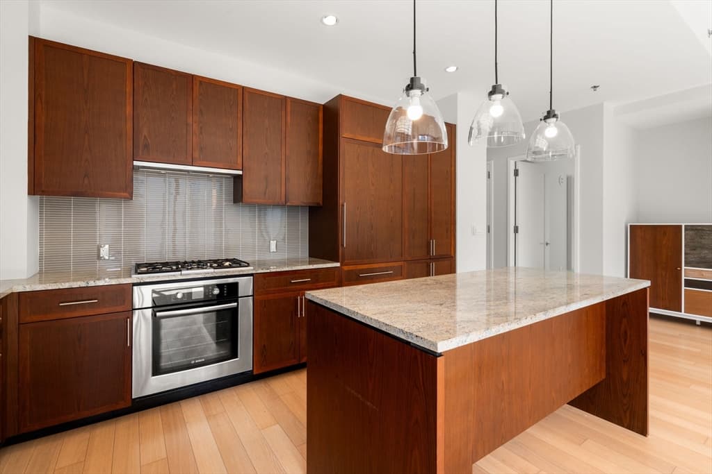 Condominium at 580 Washington St # 8C, Boston MA 02111, Boston, photo 7 of 39