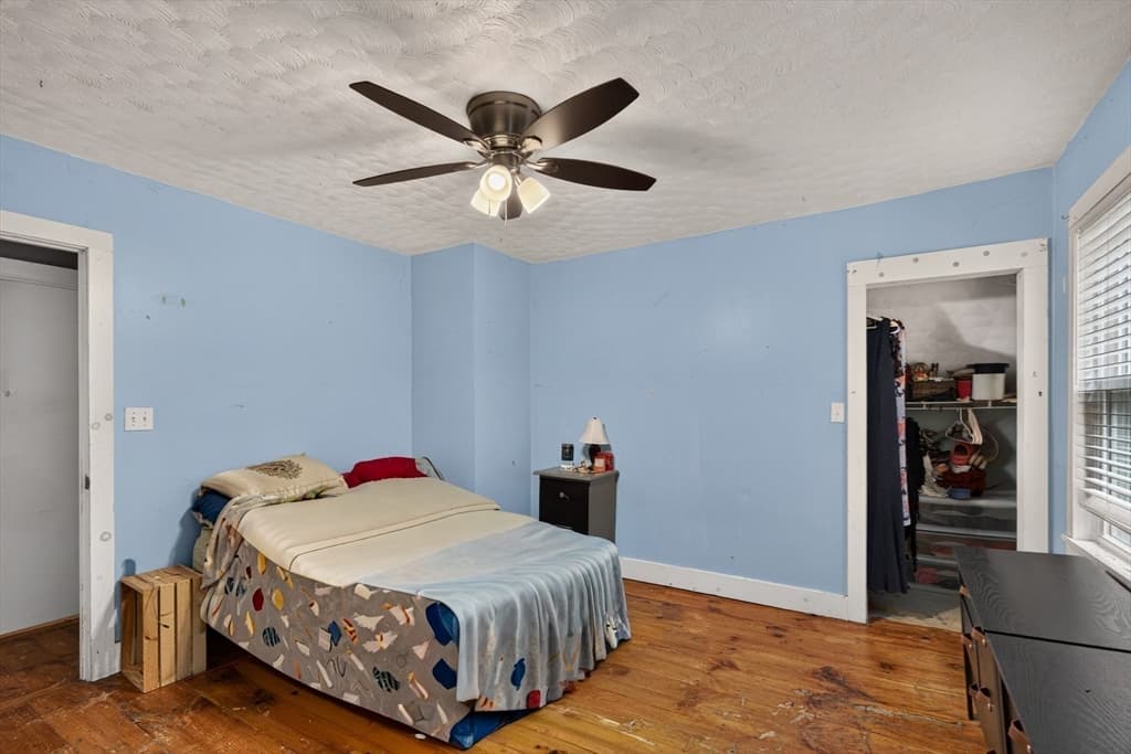 10 Burnett, Fitchburg MA 01420 photo 17