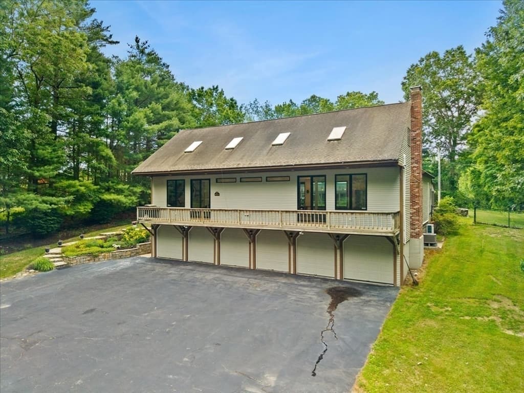10 Kathy Ln, East Bridgewater MA 02333 photo 2