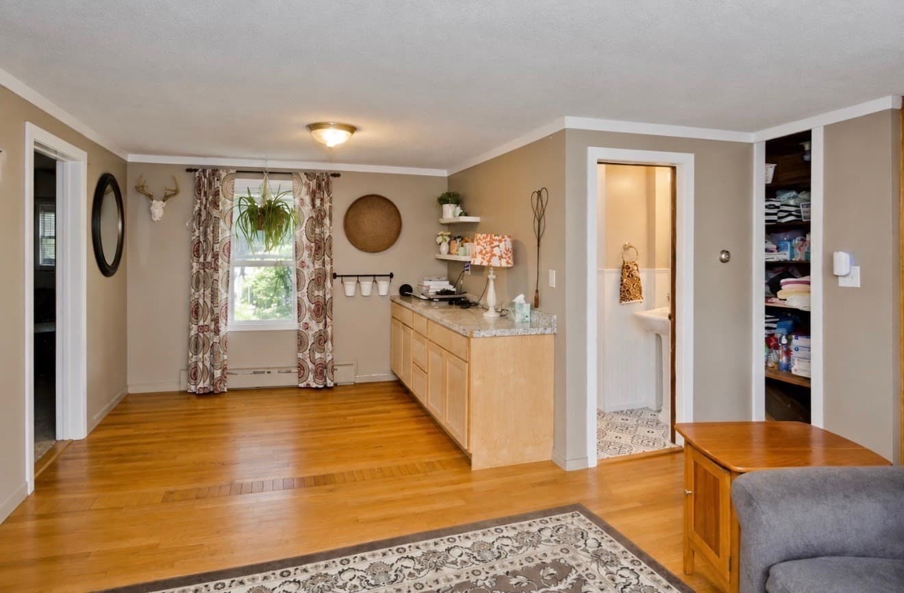 Single Family Residence at 35 Pinehurst St, Westfield MA 01085, photo 7 of 37
