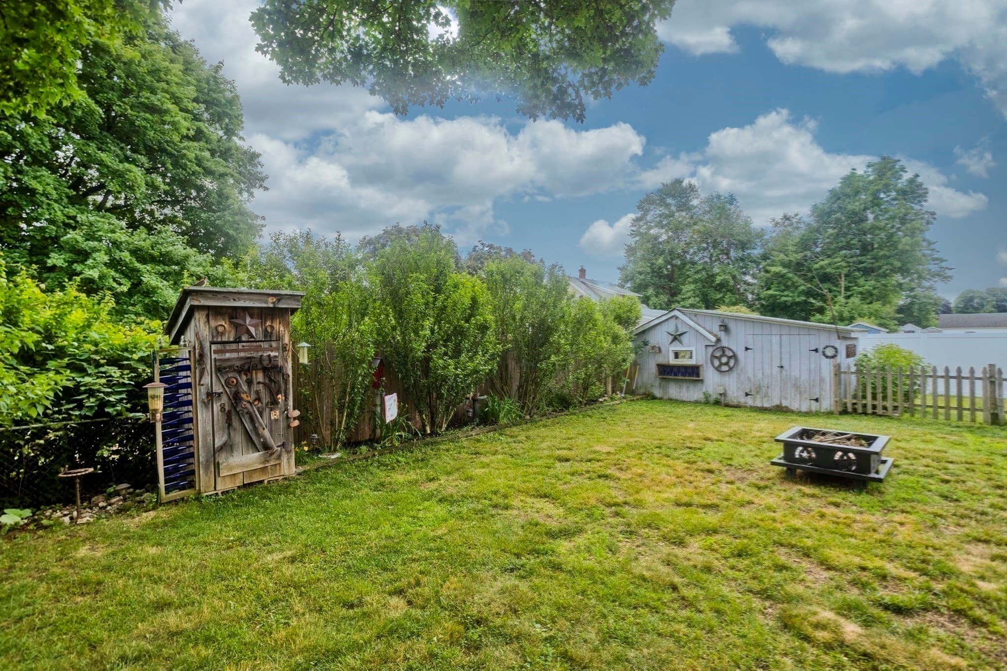 Single Family Residence at 35 Pinehurst St, Westfield MA 01085, photo 29 of 37