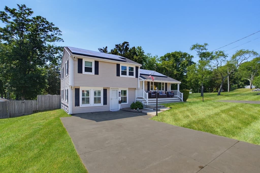 433 Pearse Road, Swansea MA 02777 photo 3