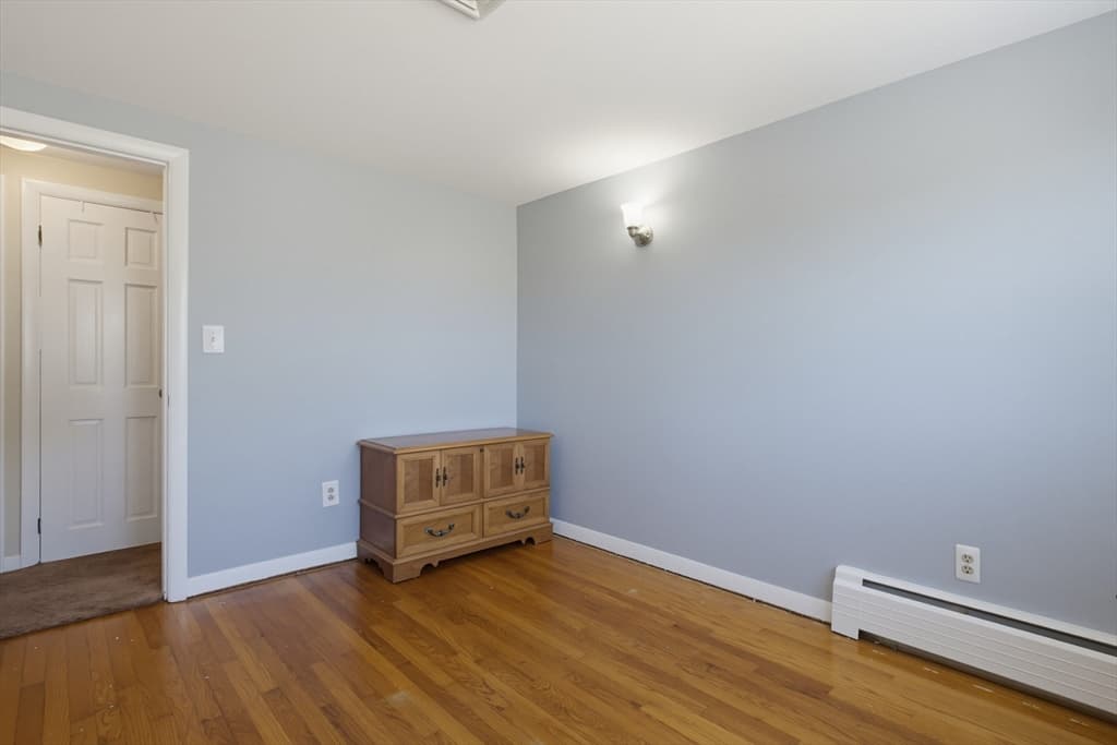 433 Pearse Road, Swansea MA 02777 photo 24