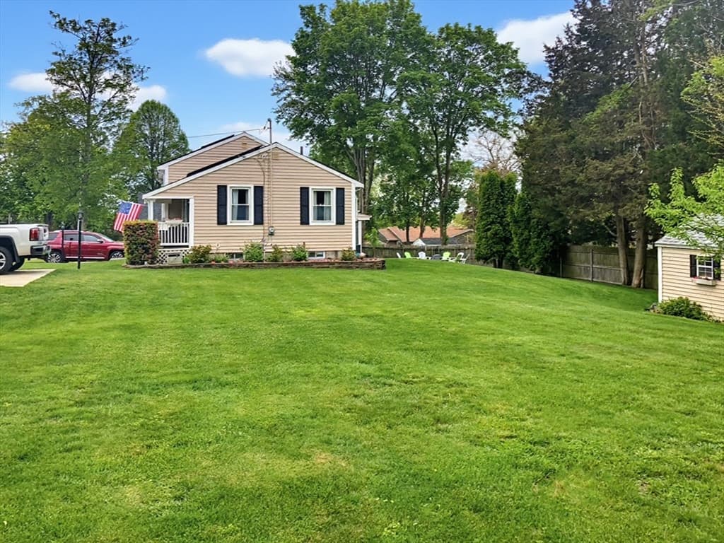 433 Pearse Road, Swansea MA 02777 photo 39