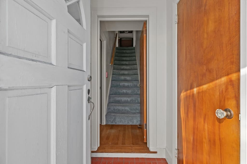 74 Valley, Middletown RI 02842 photo 24