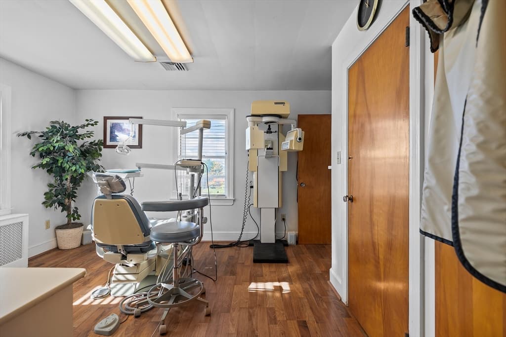 74 Valley, Middletown RI 02842 photo 13