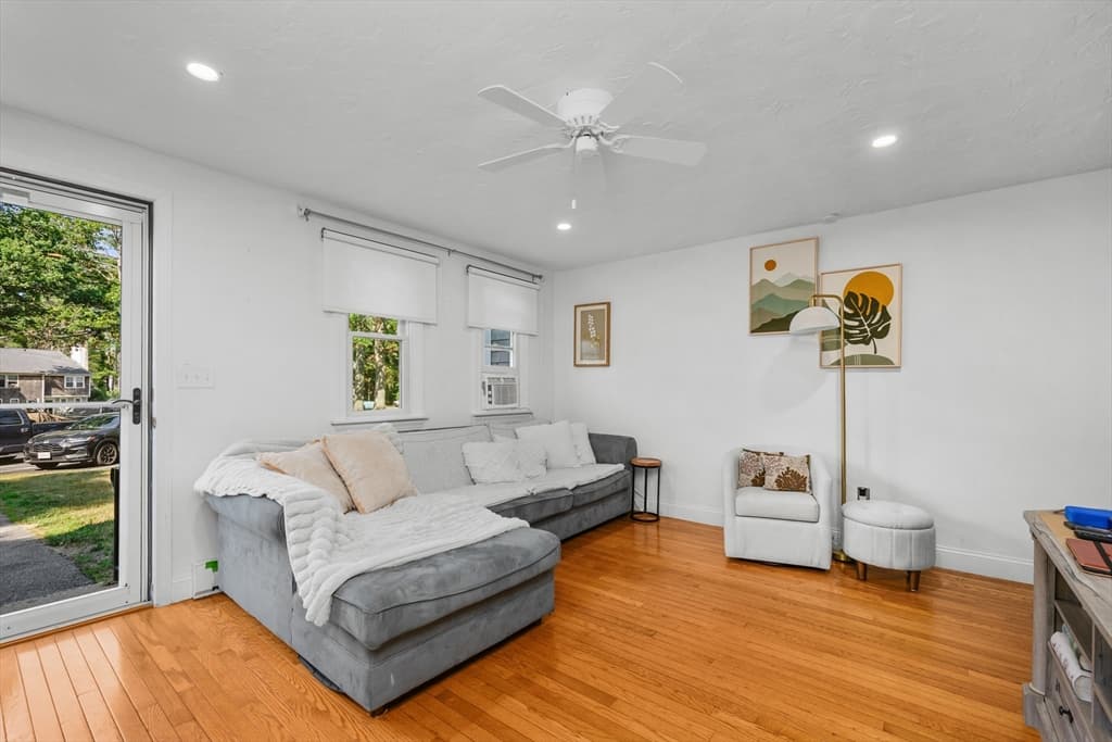 300 Falmouth Rd # 9E, Mashpee MA 02649 photo 6