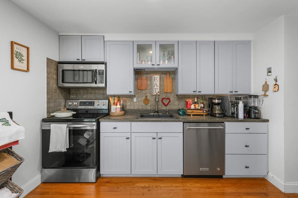 300 Falmouth Rd # 9E, Mashpee MA 02649 photo 13