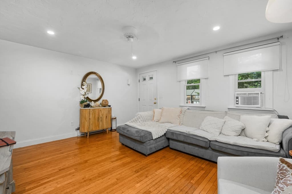 300 Falmouth Rd # 9E, Mashpee MA 02649 photo 7