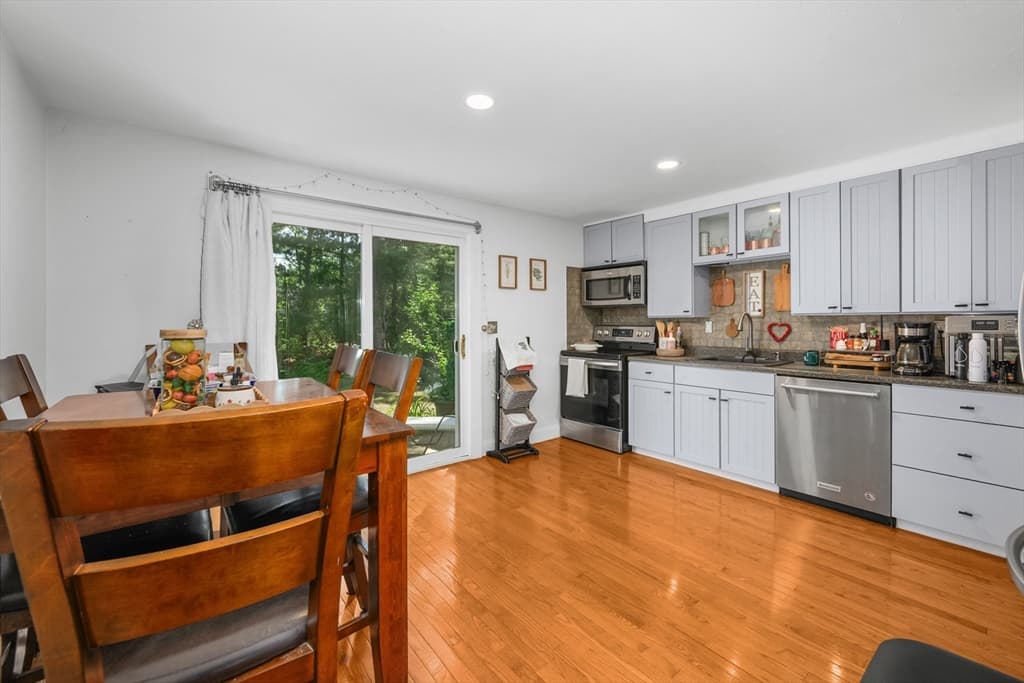300 Falmouth Rd # 9E, Mashpee MA 02649 photo 10