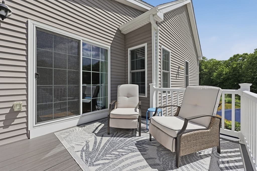 47 Hyde Park Circle # 47, Uxbridge MA 01569 photo 7