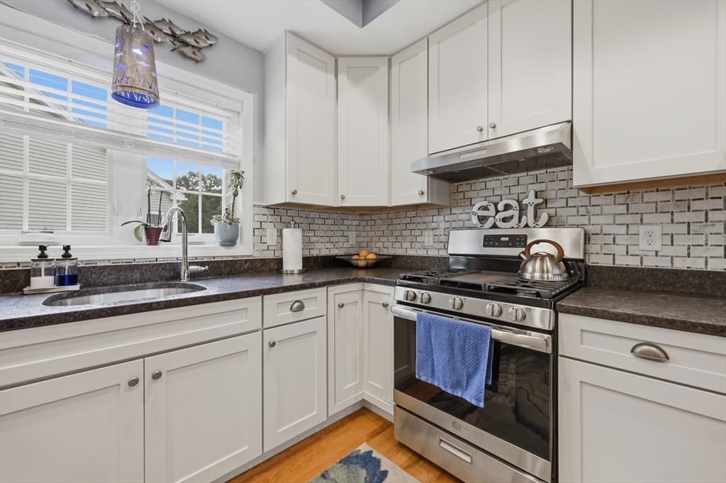 47 Hyde Park Circle # 47, Uxbridge MA 01569 photo 20