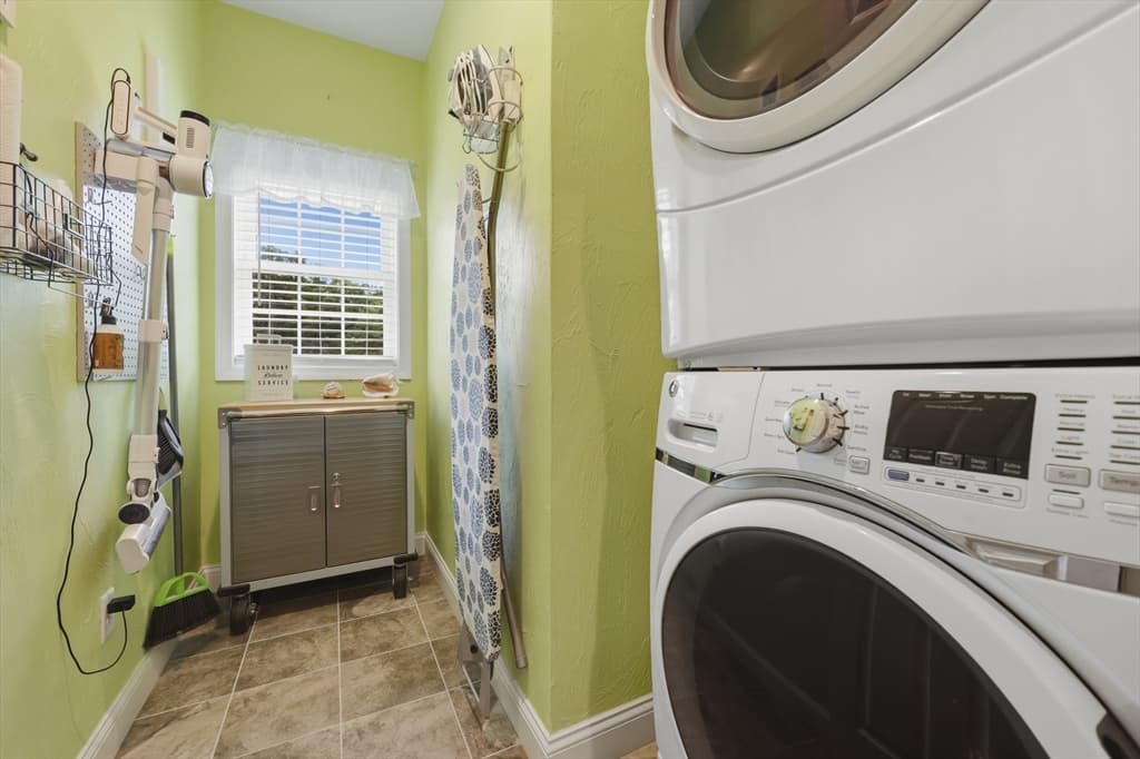 47 Hyde Park Circle # 47, Uxbridge MA 01569 photo 41