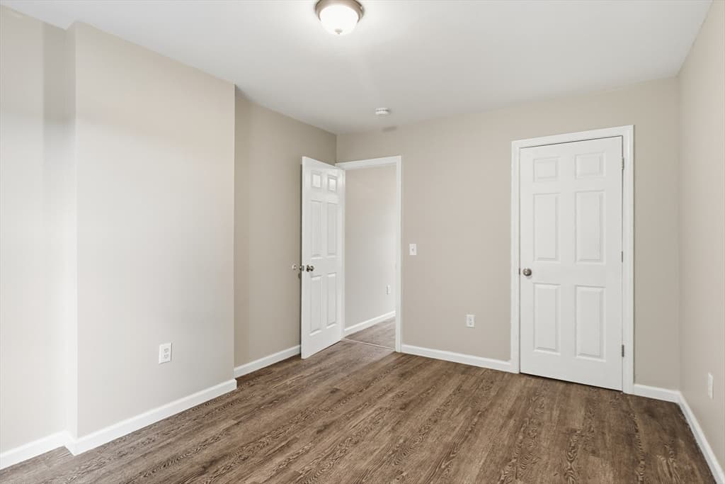 116-118 West St, Holyoke MA 01040 photo 13