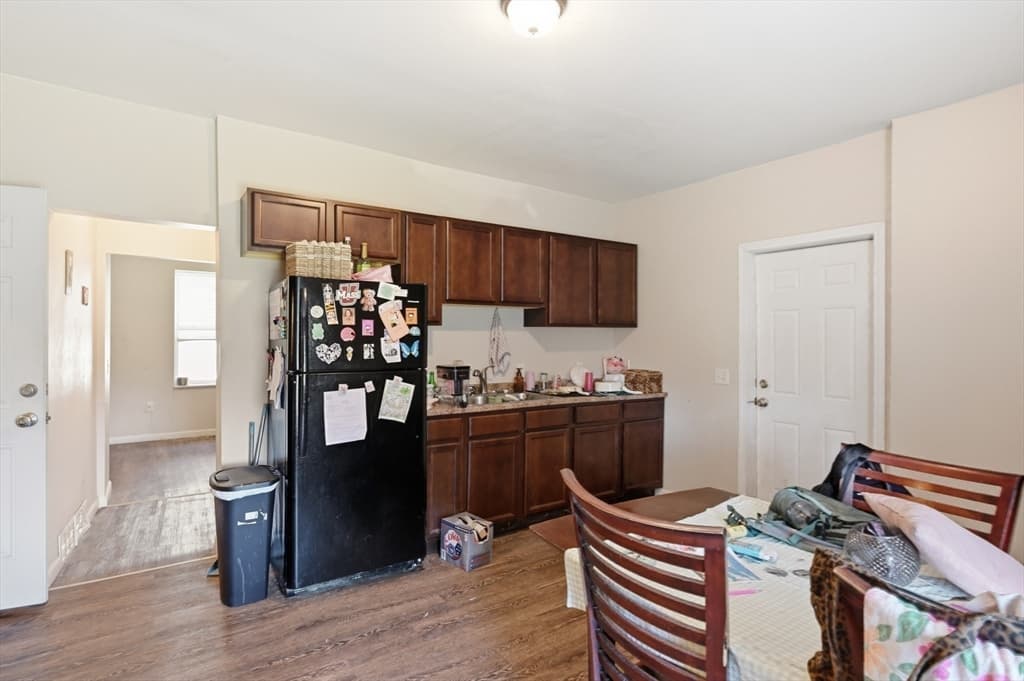 116-118 West St, Holyoke MA 01040 photo 19
