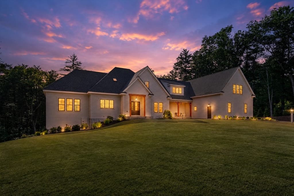 79 Ann Lee Rd, Harvard MA 01451