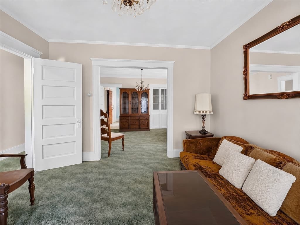 30 Clarendon Ave, Somerville MA 02144 photo 15