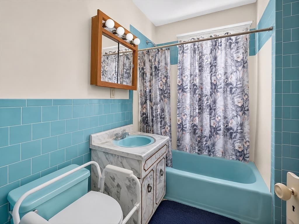 30 Clarendon Ave, Somerville MA 02144 photo 31