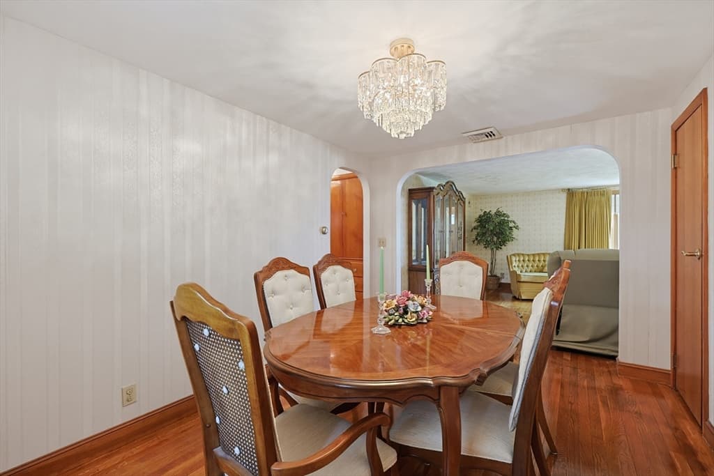 11 Preston St, Wakefield MA 01880 photo 16