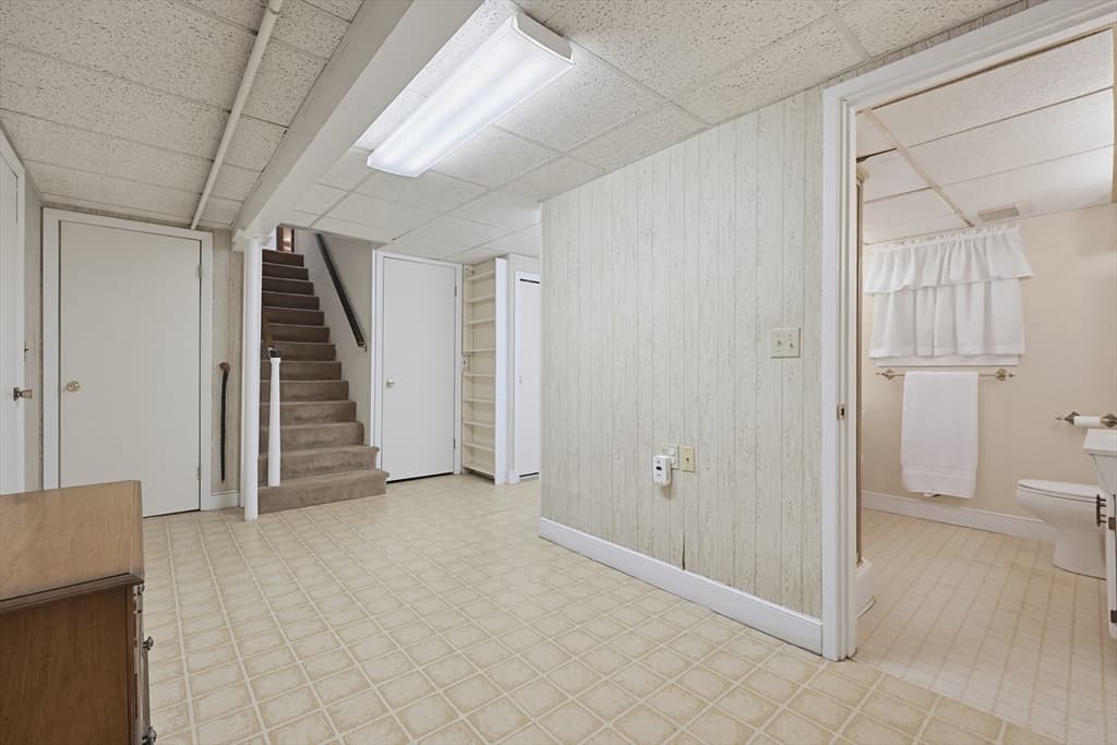 11 Preston St, Wakefield MA 01880 photo 30